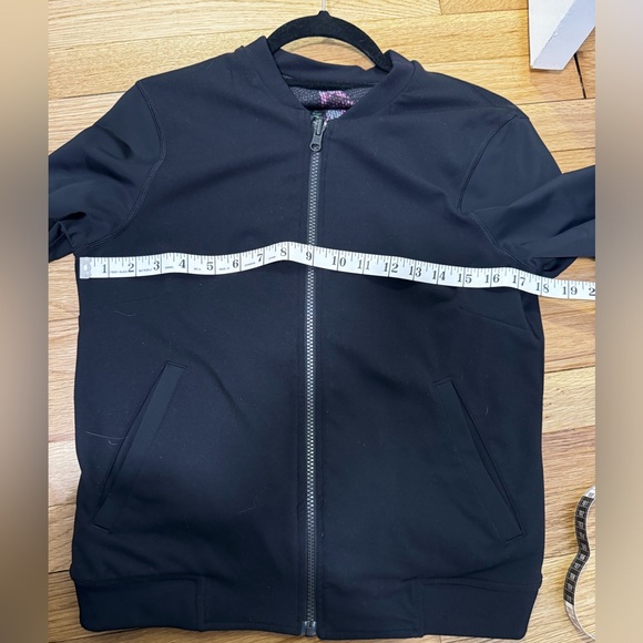 Lululemon Party Bomber Jacket Reversible Garden Party size 10 - Picture 15 of 16